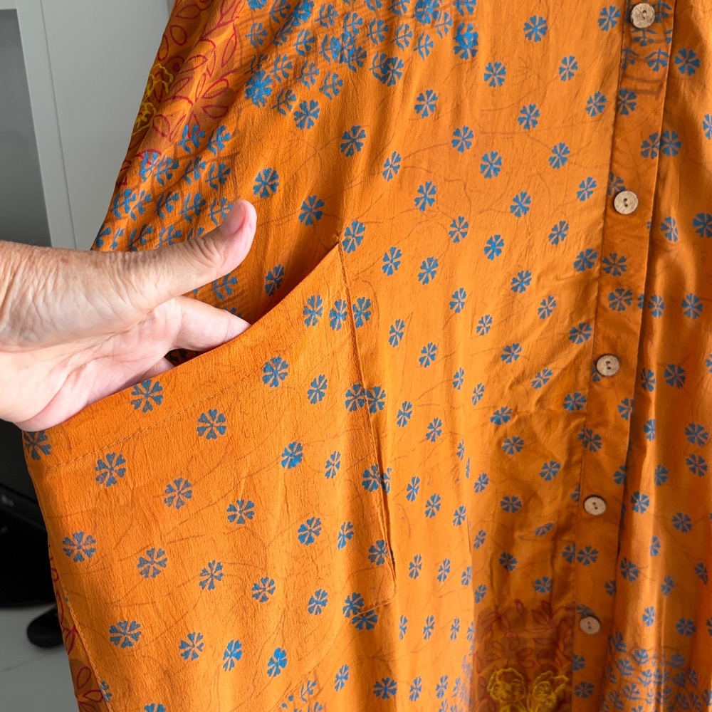 Reversible silk Printed Midi Dress in Navy & Red or burnt orange and blue print! - Picture 8 of 8